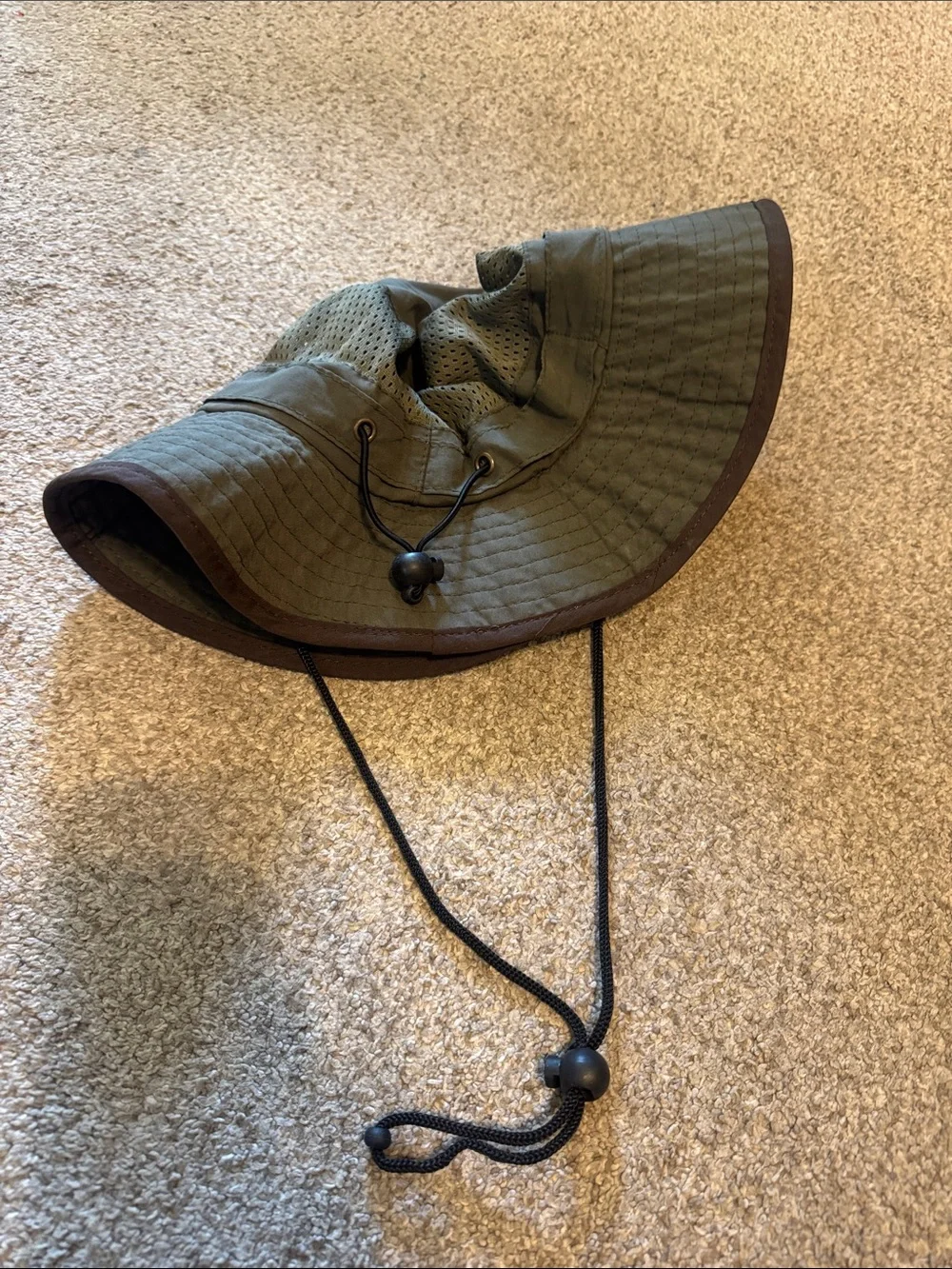 G.H. Bass & Co. Olive and Brown Wide-Brim Outdoor Hat